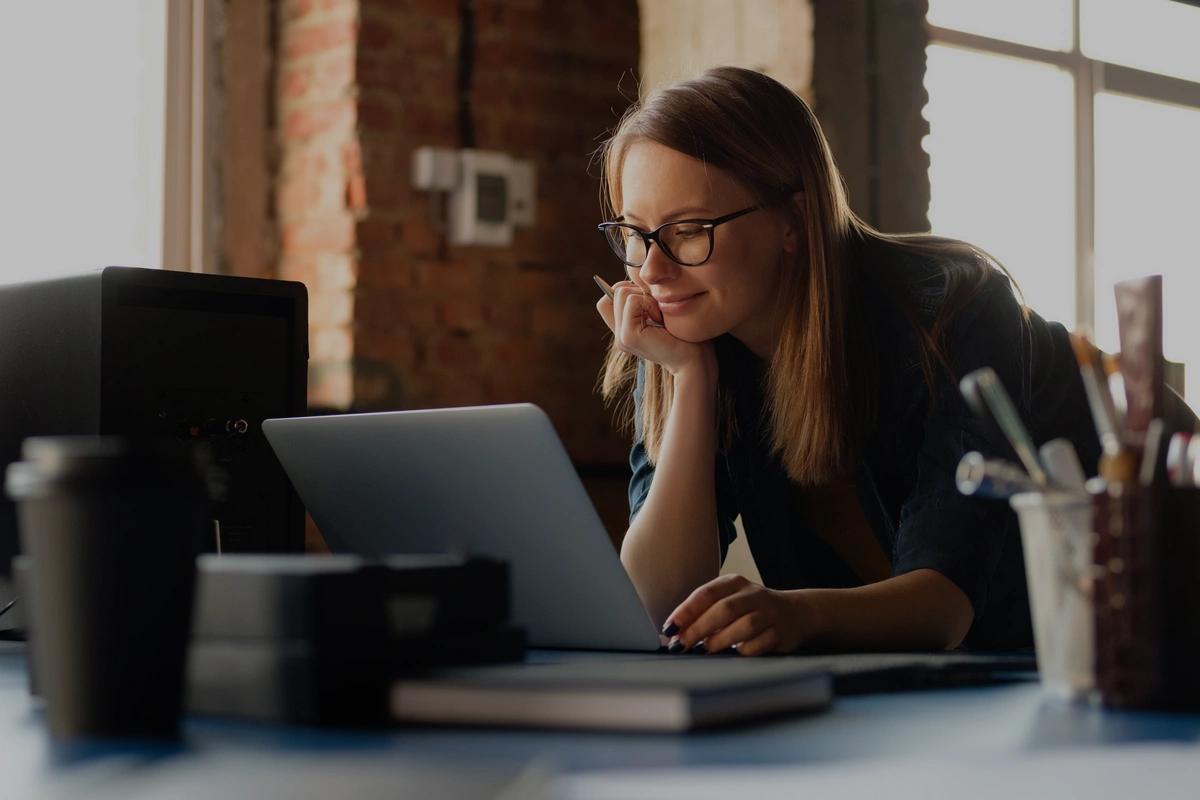 professional woman working on her laptop